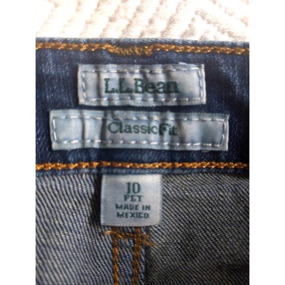 L.L.BEAN Classic Fit Women's Blue Jeans Size 10 Petite Medium Wash Straight Leg - Picture 3 of 8